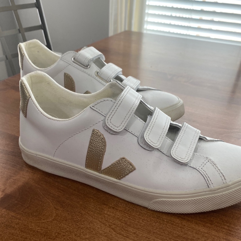 Veja Velcro Sneakers